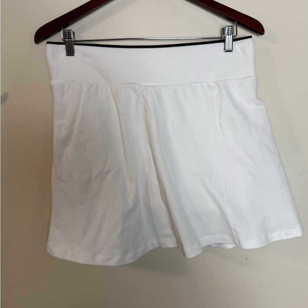 Fabletics Seamless Flounce Skirt White XL
